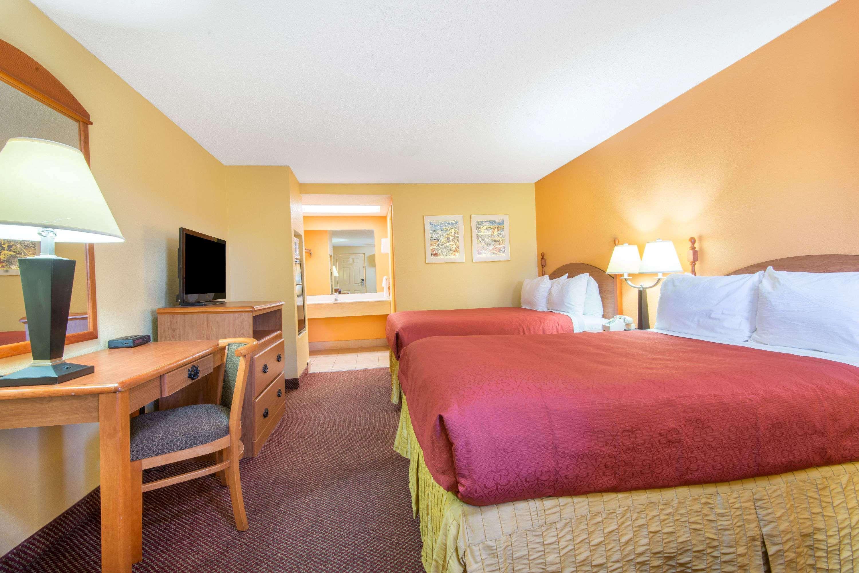 Days Inn By Wyndham Opelika Zewnętrze zdjęcie